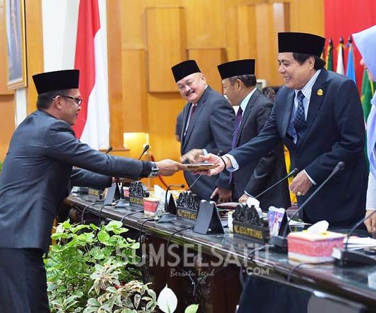 DPRD Provinsi Sumsel Terima dan Setujui LKPJ Gubernur Sumsel