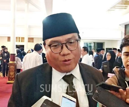 Septiana Lepas Jabatan Kadis Dukcapil