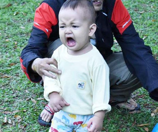 Balita anda Suka Teriak? Berikut 4 Cara yang Mungkin Bisa Membantu Moms..