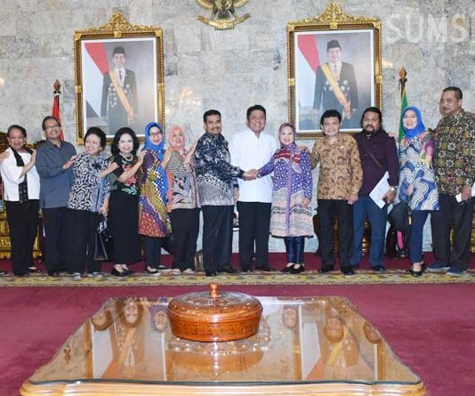 Dikunjungi Komisi X DPR RI, HD Curhat Soal Harga Karet
