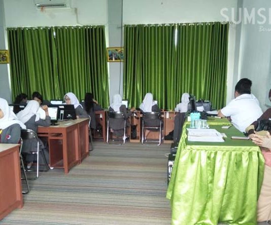Sekolah Berlomba Raih Nilai UN Tertinggi