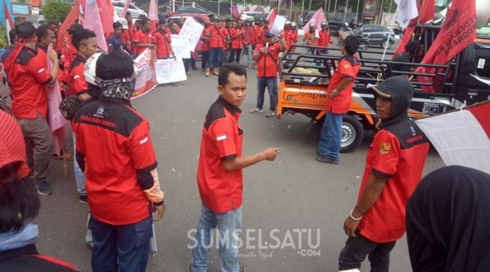 demo