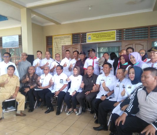 Riezky Aprilia Reses ke TPA Sukawinatan