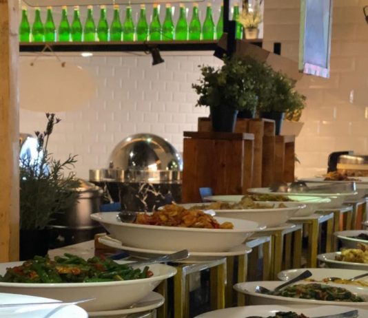 Makan Sepuasnya Hanya Dengan Membayar Rp150 Ribu