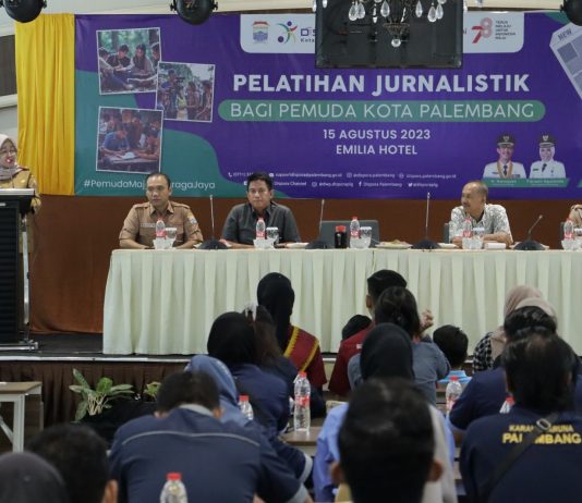 Selebgram dan Instagramable Harus Bermedsos Menggunakan Bahasa Jurnalis