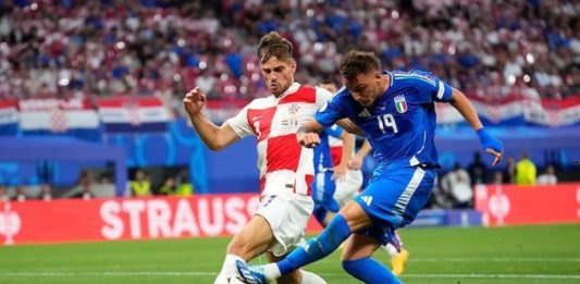 Dramatis, Azzurri Lolos Lewat Gol Injury Time