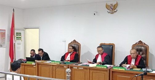 Didakwa Korupsi, Mantan Plt Kadispora OKUS  Dihadapkan ke Meja Hijau