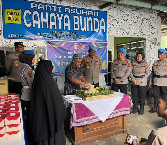 Peringati HUT ke-23 Bidpropam Polda Sumsel Berikan Bantuan Kepada Tunarungu dan Yatim Piatu
