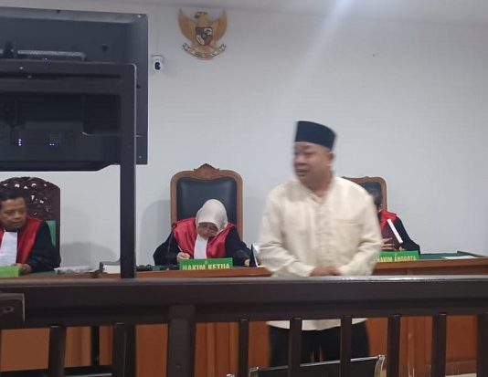 Ditanya Uang Desa, Mantan Kades Lirik OKI Menangis Saat Sidang