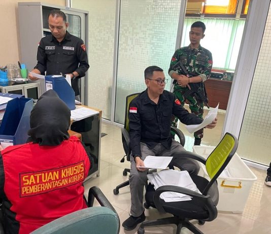 Sidik Korupsi Distribusi Semen, Penyidik Kejati Sumsel Geledah Kantor PT KMM