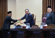 Fraksi DPRD Sumsel Sampaikan Jawaban Dua Raperda Inisiatif