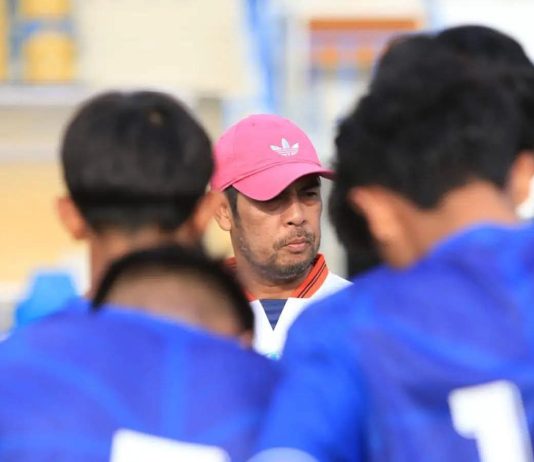 Nilmaizar, Coach of The Week Pekan Kesembilan Pegadaian Championship 2025/2026