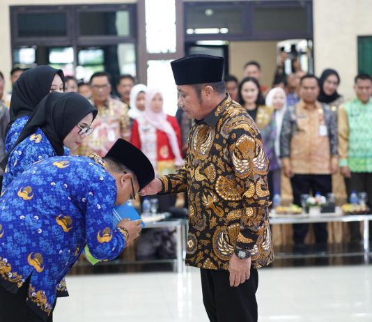 1.305 PPPK Baru Tahap II Pemprov Sumsel Dilantik, Herman Deru Dorong Lahirnya ASN Profesional dan Berdedikasi