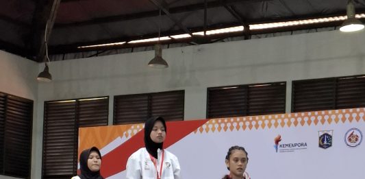 Lifter Sumsel Rebut Perunggu di Popnas Jakarta