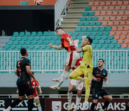 Debut Manis Rizky Maulana Putra, Clean Sheet di Laga Perdana