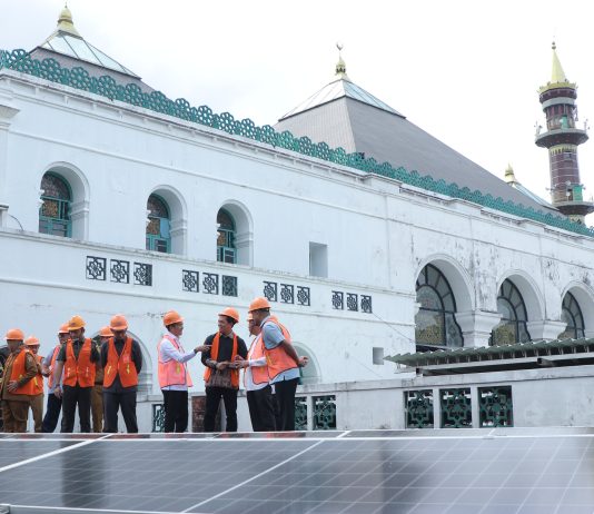 PLTS Masjid Agung Palembang Jadi Percontohan Energi Terbarukan Rumah Ibadah