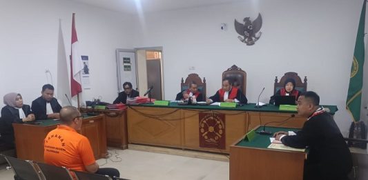 Mantan Sekretaris DPRD Palembang Novran HK Dihadapkan ke Meja Hijau