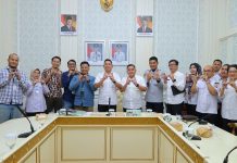 Cetak Sejarah! Palembang Awali Program Cek Kesehatan Gratis Mitra Gojek di Luar Jawa