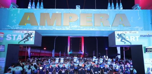 Ribuan Pelari dari 140 Daerah Ramaikan Mandiri Ampera Tourism Run