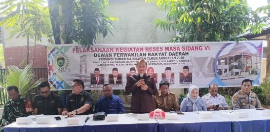 Ironi Bedah Rumah di Plaju Ilir: Rumah Diperbaiki, Bantuan Sosial Dicoret, Status Desil Naik!