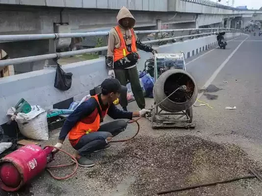Perbaiki 70 Ruas Jalan Mulai Juli 2026, Pemprov Sumsel Kucurkan Rp380 Miliar
